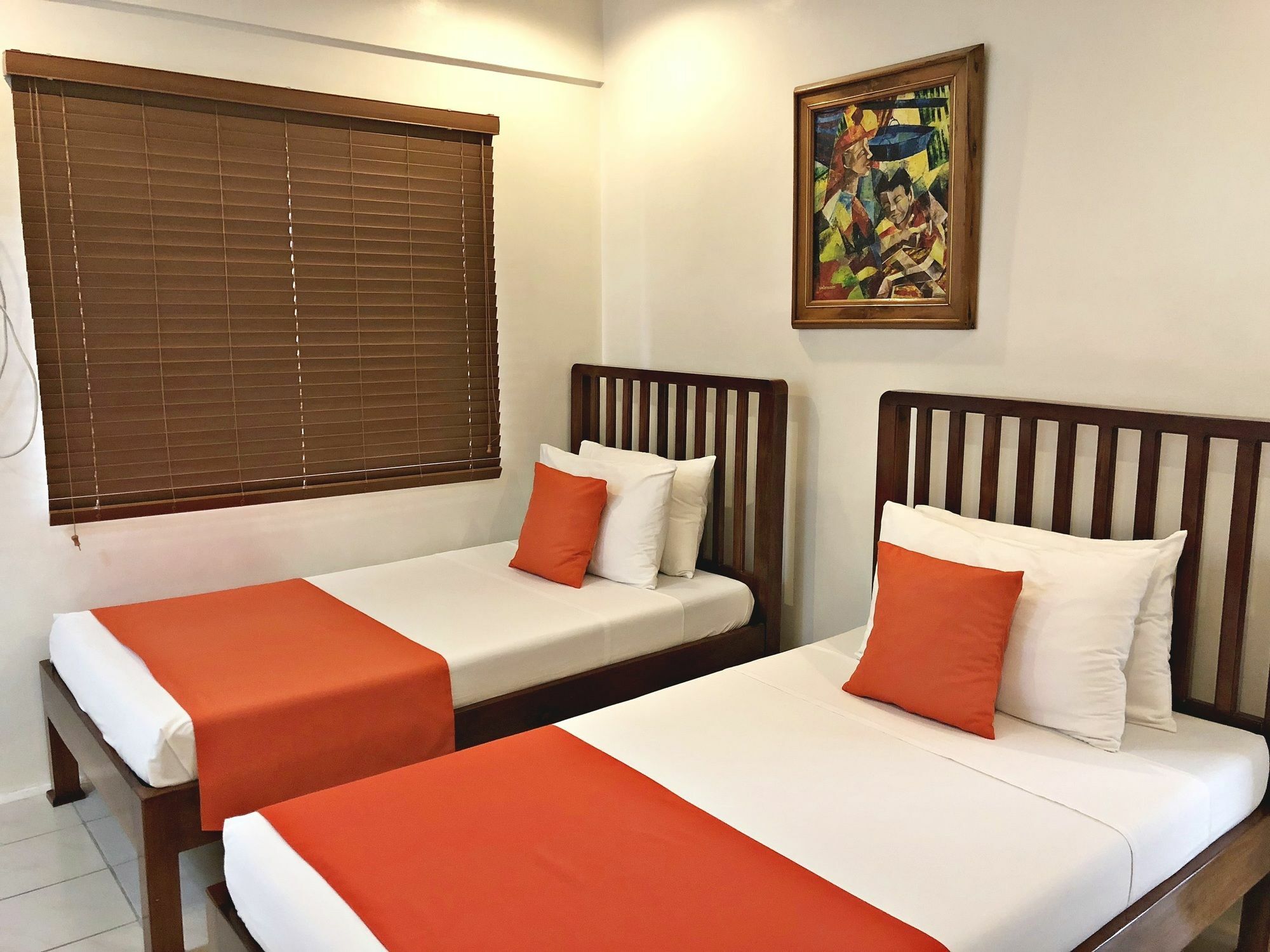 Casa Roces Bed & Breakfast Legazpi Exterior photo